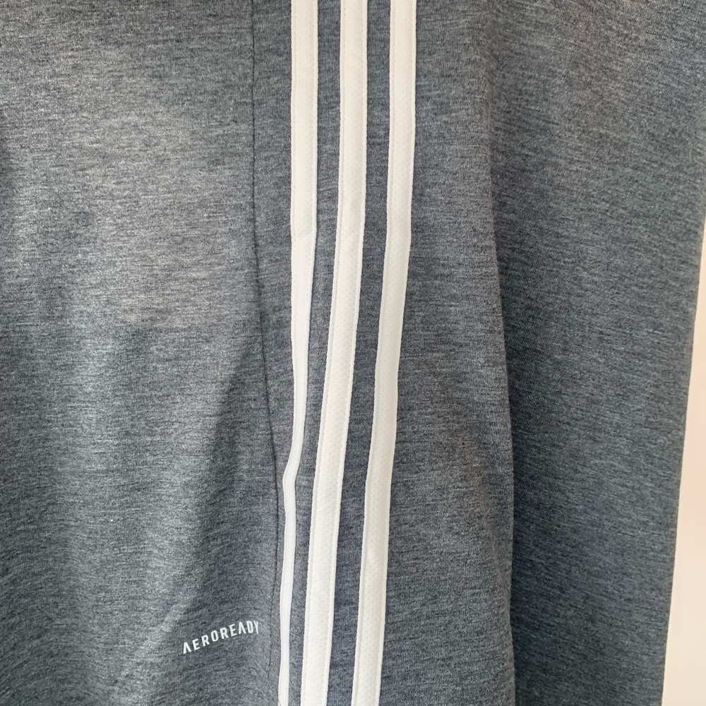 Adidas Aeroready gray sleeveless 3 stripes logo tank top womens XL NWT - Picture 7 of 9